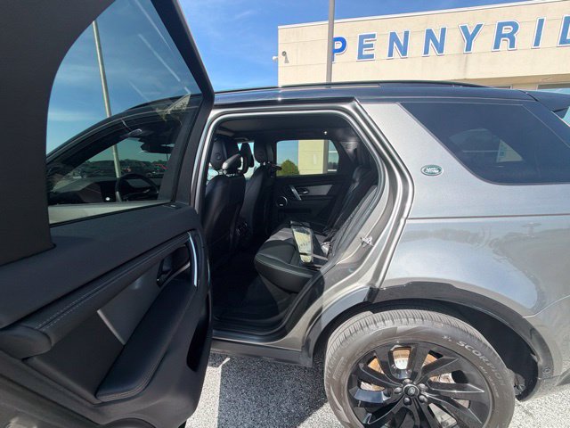 Used 2024 Land Rover Discovery Sport Dynamic SE AWD/4WD image 13