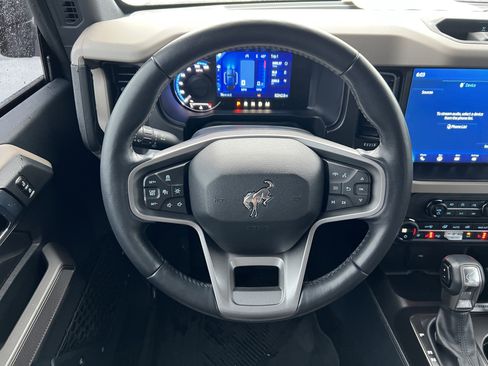 Used 2023 Ford Bronco Wildtrak AWD/4WD image 27