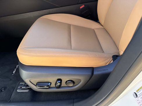 Certified 2025 Lexus RX 350 FWD image 19