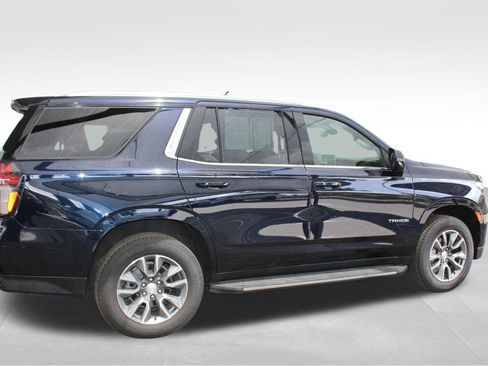 Used 2022 Chevrolet Tahoe LT w/ LT Signature Plus Package AWD/4WD image 17