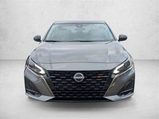 Used 2025 Nissan Altima 2.5 SR video 2