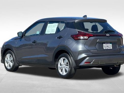 Certified 2025 Nissan Kicks Play S FWD image 6