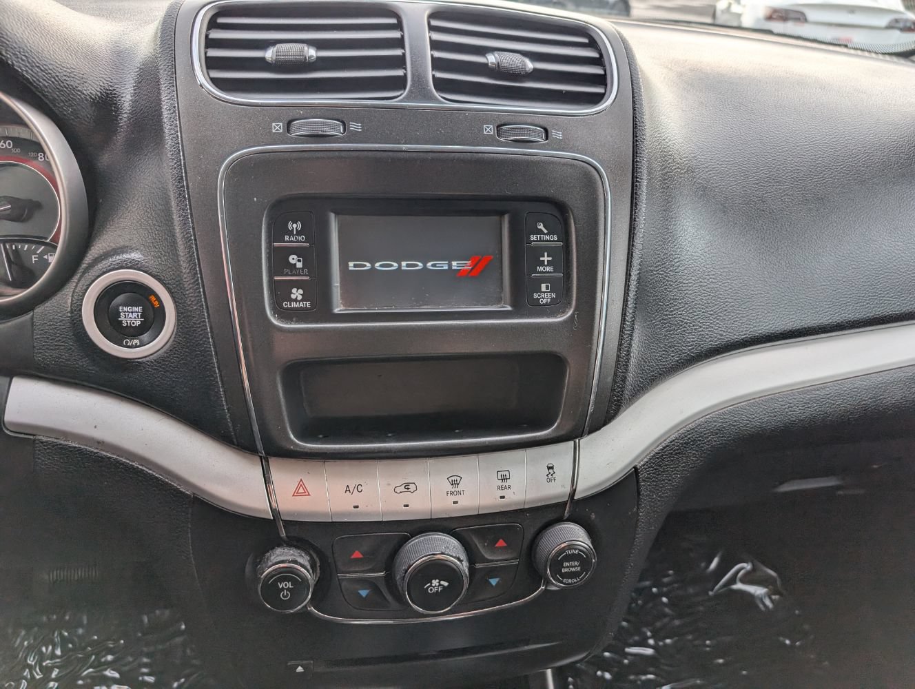 Used 2016 Dodge Journey SE w/ Flexible Seating Group FWD image 24
