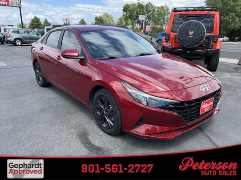Used 2023 Hyundai Elantra SEL FWD image 1