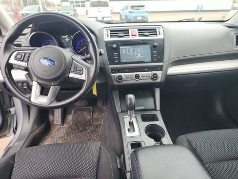 Used 2015 Subaru Outback 2.5i Premium image 5