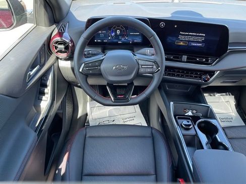 New 2026 Chevrolet Equinox RS w/ Convenience Package III AWD/4WD image 6