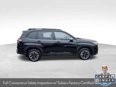 Used 2025 Subaru Forester Premium AWD/4WD image 9