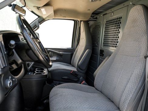 Used 2019 Chevrolet Express 3500 Extended w/ Driver Convenience Package RWD image 25