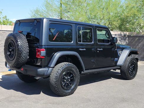 Used 2023 Jeep Wrangler Unlimited Rubicon 4xe AWD/4WD image 8
