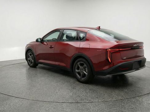 Used 2025 Kia K4 FWD image 6