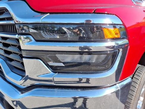 Used 2026 RAM 2500 Big Horn AWD/4WD image 3