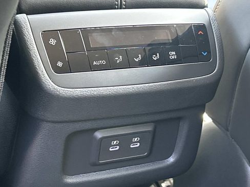 New 2026 Nissan Pathfinder SL FWD image 23