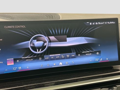 New 2026 BMW X5 xDrive50e w/ Executive Package image 15