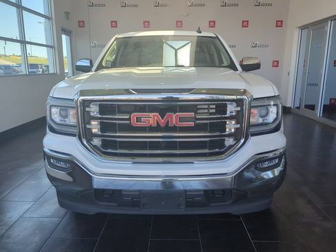 Used 2018 GMC Sierra 1500 SLT w/ SLT Premium Package AWD/4WD image 2