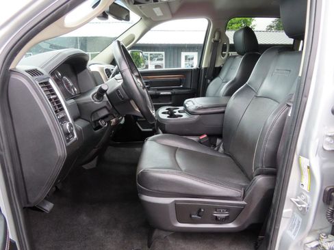 Used 2017 RAM 2500 Laramie AWD/4WD image 28