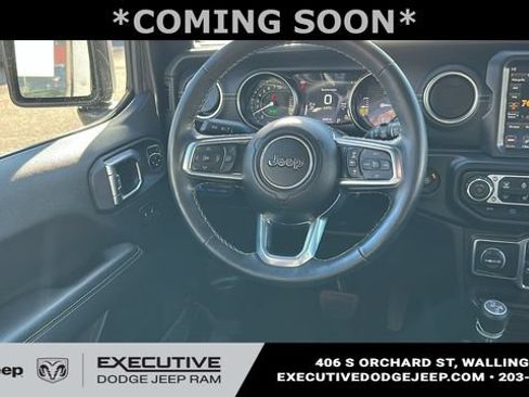 Used 2022 Jeep Wrangler Unlimited Sahara w/ Cold Weather Group AWD/4WD image 22