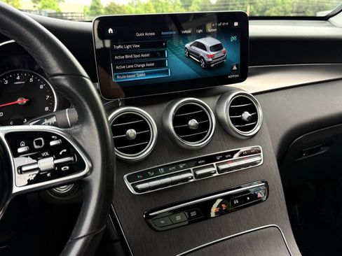 Used 2020 Mercedes-Benz GLC 300 4MATIC w/ Driver Assistance Package image 42