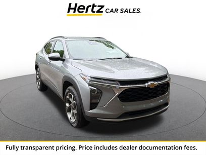 Used 2025 Chevrolet Trax LT
