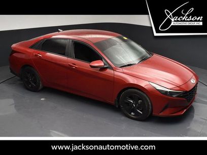 Used 2023 Hyundai Elantra SEL