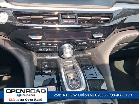 Used 2023 Acura MDX SH-AWD image 25