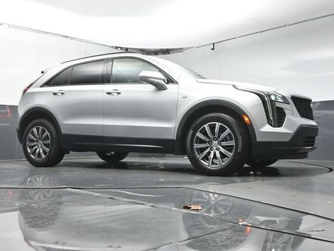 Used 2020 Cadillac XT4 Sport w/ Driver Awareness Package AWD/4WD image 32