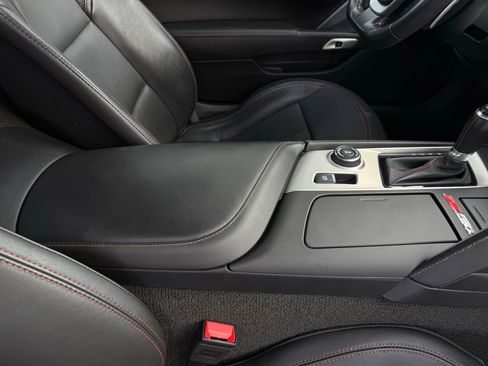 Used 2017 Chevrolet Corvette Stingray Coupe image 27