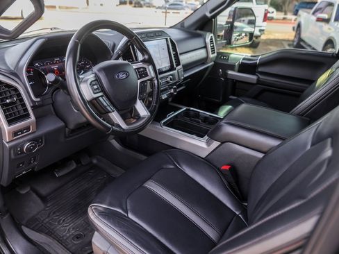 Used 2022 Ford F350 Platinum w/ FX4 Off-Road Package image 13