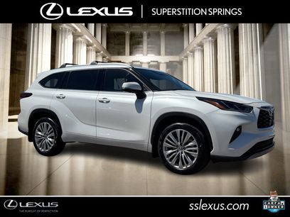 Used 2024 Toyota Highlander Platinum