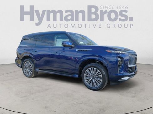 New 2025 INFINITI QX80 Luxe image 1