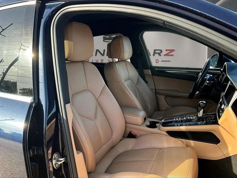 Used 2019 Porsche Macan S AWD/4WD image 28