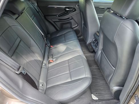 Used 2020 Land Rover Range Rover Evoque R-Dynamic S AWD/4WD image 5