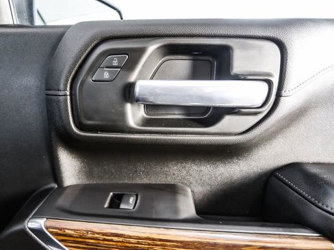 Used 2021 Chevrolet Silverado 1500 High Country w/ Technology Package image 43