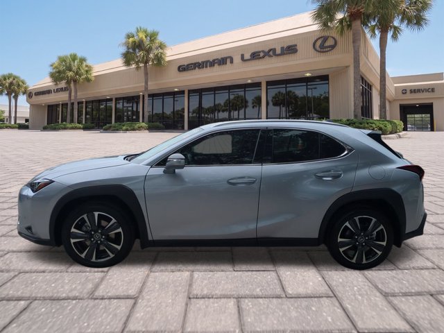 Certified 2024 Lexus UX 250h FWD image 7