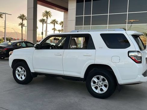 Used 2015 Toyota 4Runner SR5 Premium AWD/4WD image 4