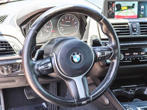 Used 2016 BMW M235i Convertible RWD image 17