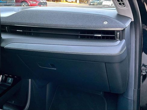 Used 2022 Ford Mustang Mach-E Premium image 18