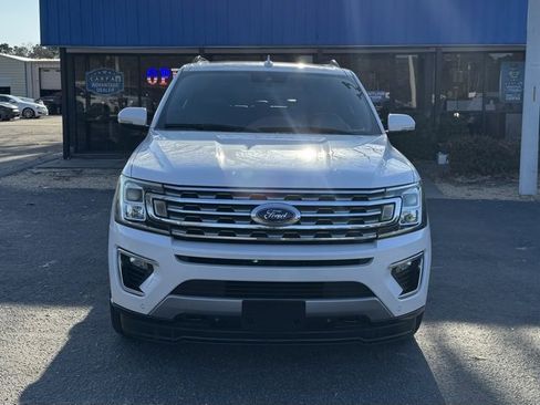 Used 2018 Ford Expedition Limited w/ Equipment Group 301A image 3