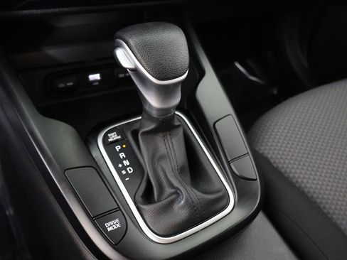 Used 2025 Kia Soul LX w/ LX Technology Package FWD image 45