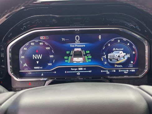 Used 2024 Chevrolet Silverado 3500 High Country w/ High Country Premium Package image 17