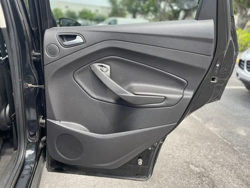 Used 2014 Ford Escape SE w/ Equipment Group 201A FWD image 33