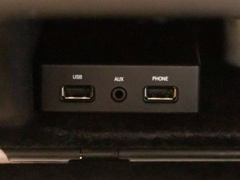 Used 1994 Porsche 911 Carrera 4 image 82