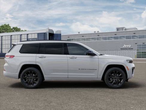 New 2026 Jeep Grand Cherokee L Limited image 12