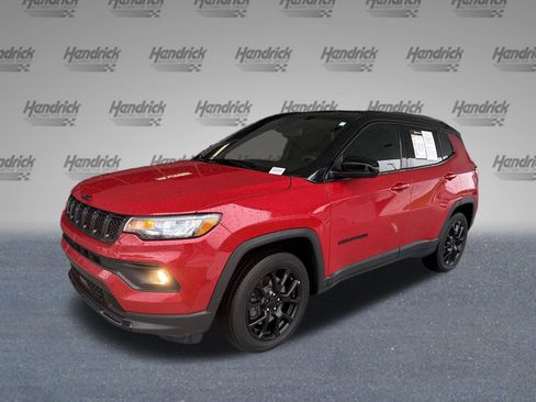 Used 2023 Jeep Compass Altitude w/ Convenience Group image 4