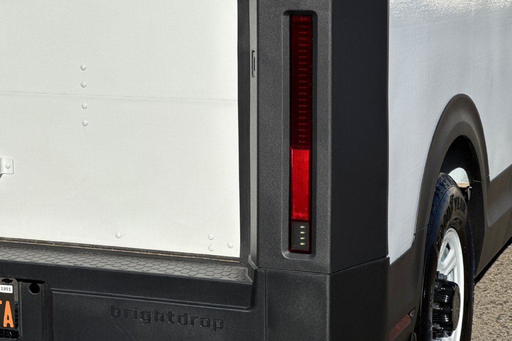 Used 2024 Chevrolet Brightdrop 400 w/ Battery Pack, Max Range AWD/4WD image 32
