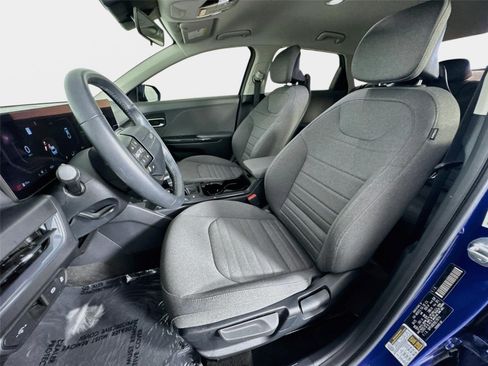 Used 2025 Kia K4 EX FWD image 12