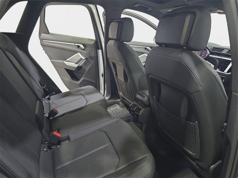 Used 2025 Audi Q3 2.0T Premium w/ Convenience Package image 11