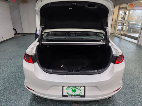 Used 2019 MAZDA MAZDA3 Sedan image 21