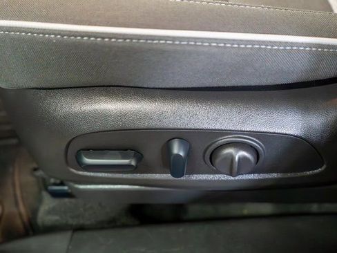 Used 2023 Chevrolet TrailBlazer LT w/ Convenience Package image 20