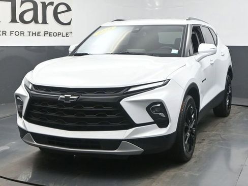 Used 2024 Chevrolet Blazer LT w/ LPO, Black Grille Bar Package image 7