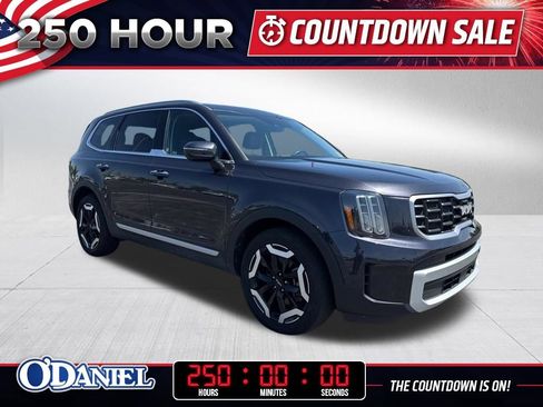 Used 2025 Kia Telluride S AWD/4WD image 1